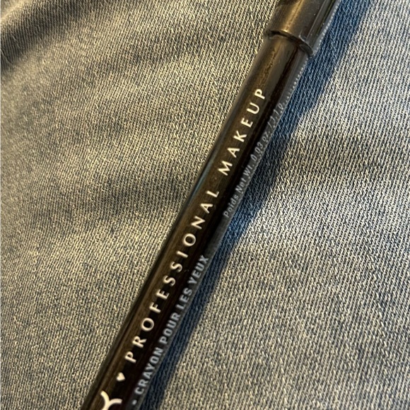 Makeup bundle - Picture 5 of 6